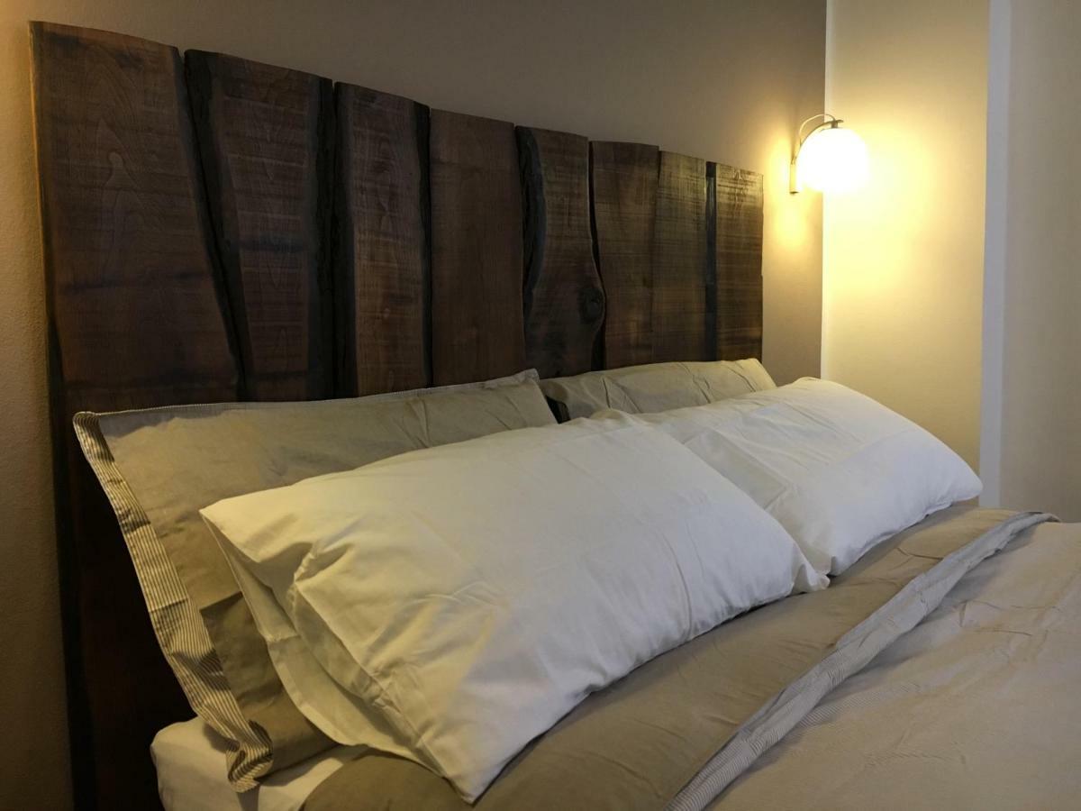 Elleboro Bed & Breakfast Carugo Екстериор снимка