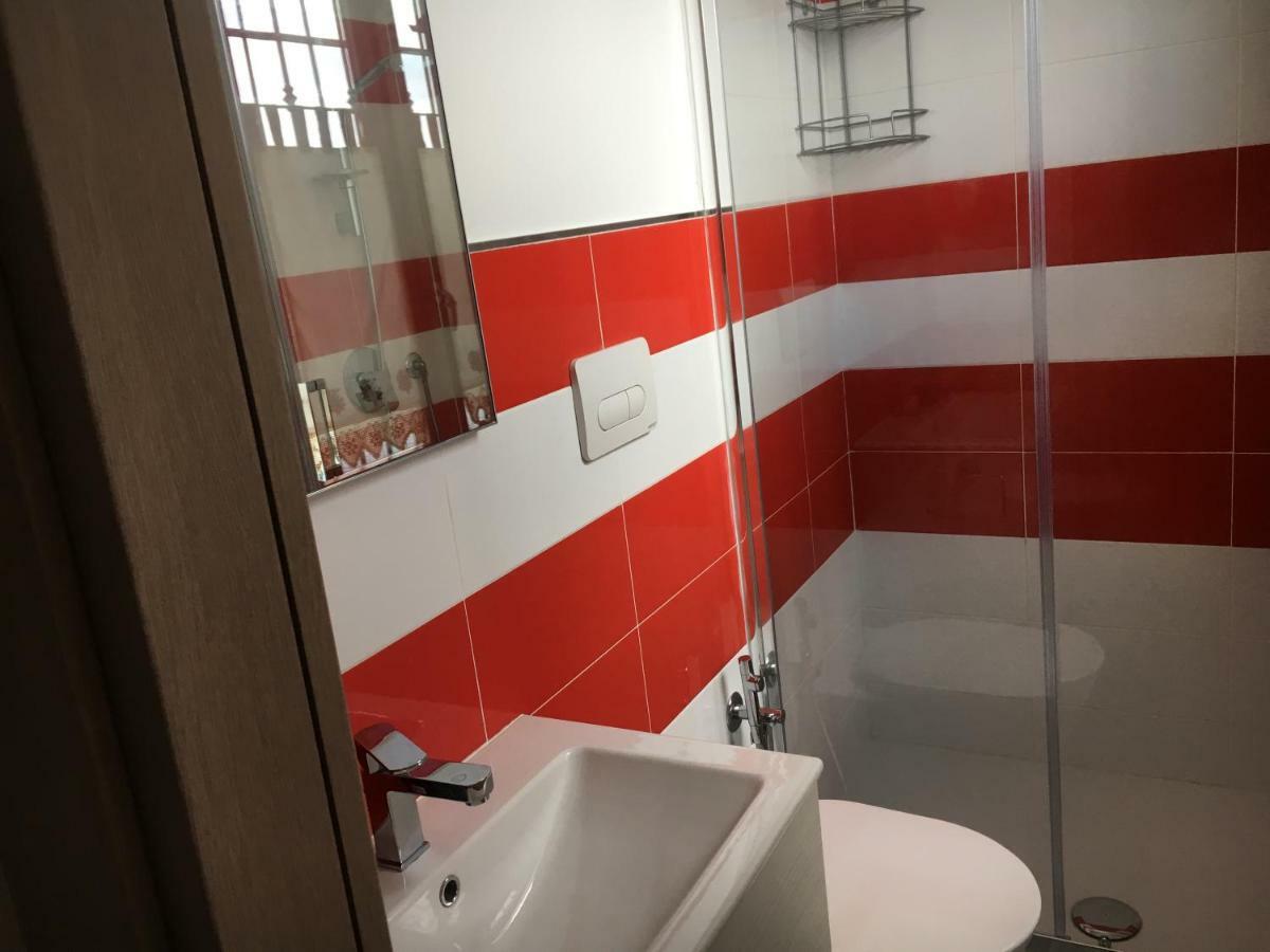 Elleboro Bed & Breakfast Carugo Екстериор снимка