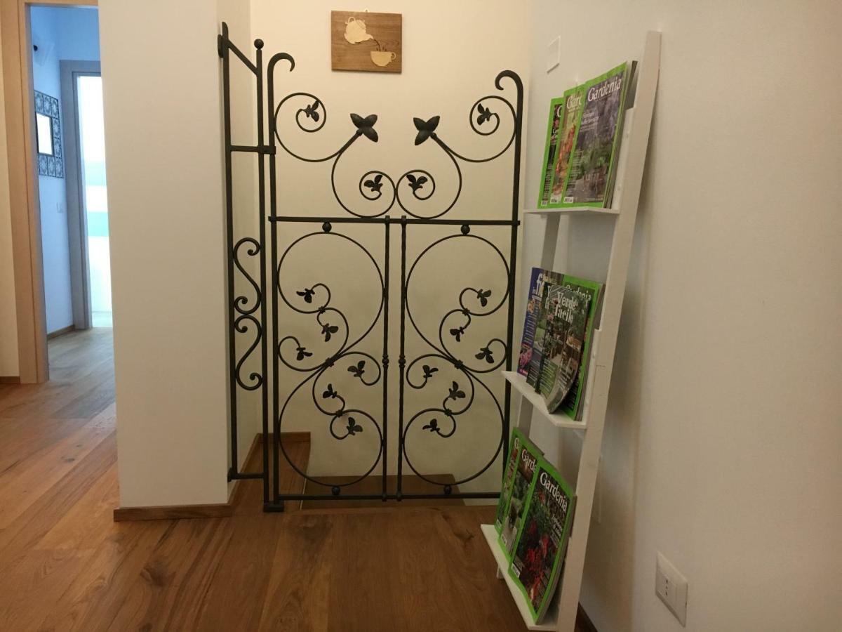 Elleboro Bed & Breakfast Carugo Екстериор снимка