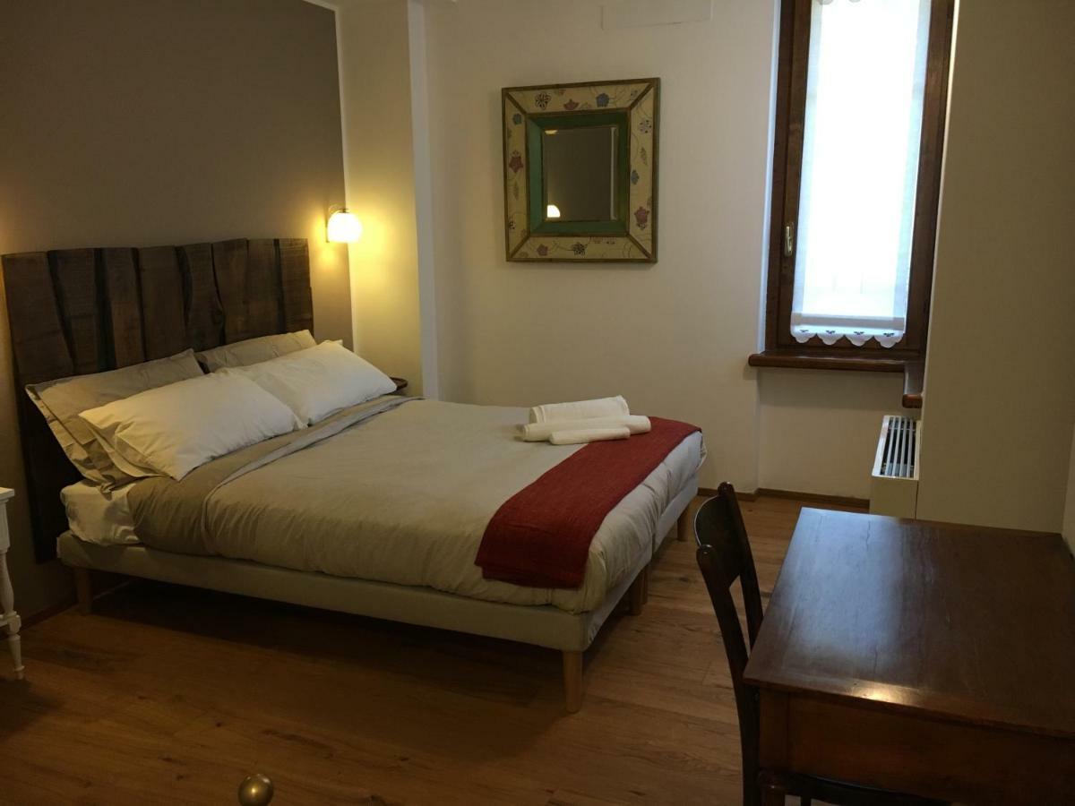 Elleboro Bed & Breakfast Carugo Екстериор снимка