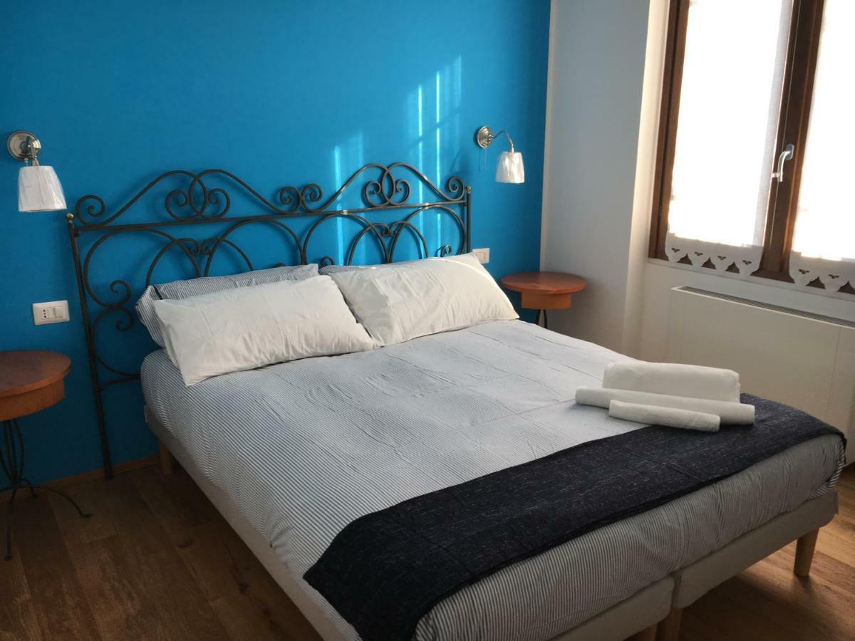 Elleboro Bed & Breakfast Carugo Екстериор снимка